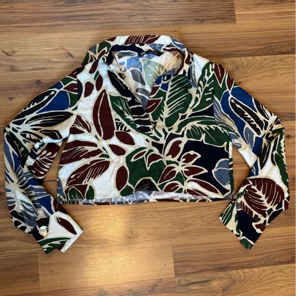 Zara Tropical Multicolor Print Button Cuff Blouse Women’s Size Small - Picture 1 of 3